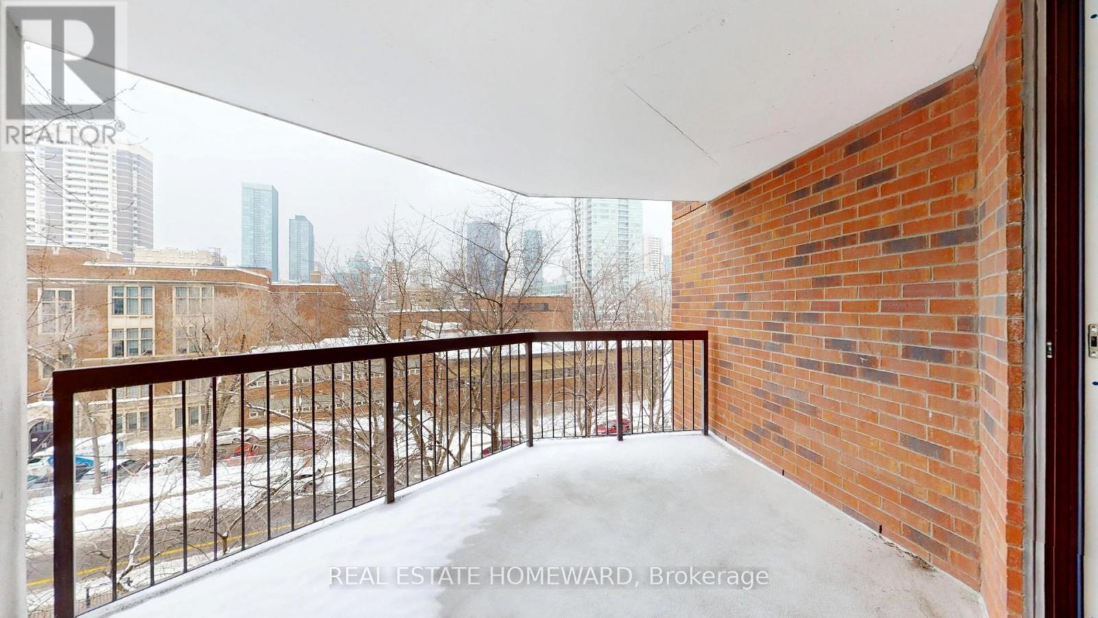 Apartment at 623 - 77 MAITLAND PLACE, Toronto