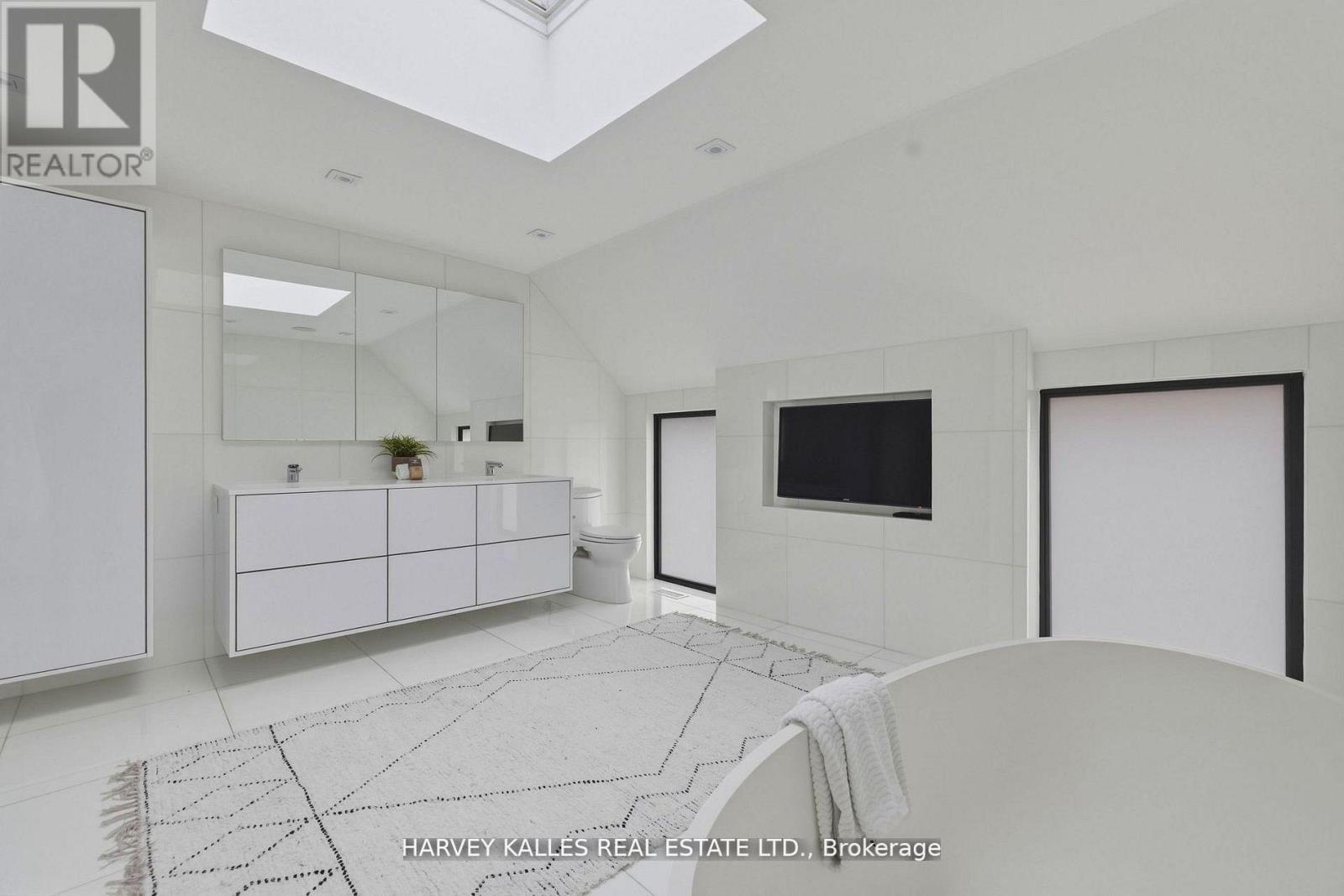 Detached at 41 BERRYMAN STREET, Toronto