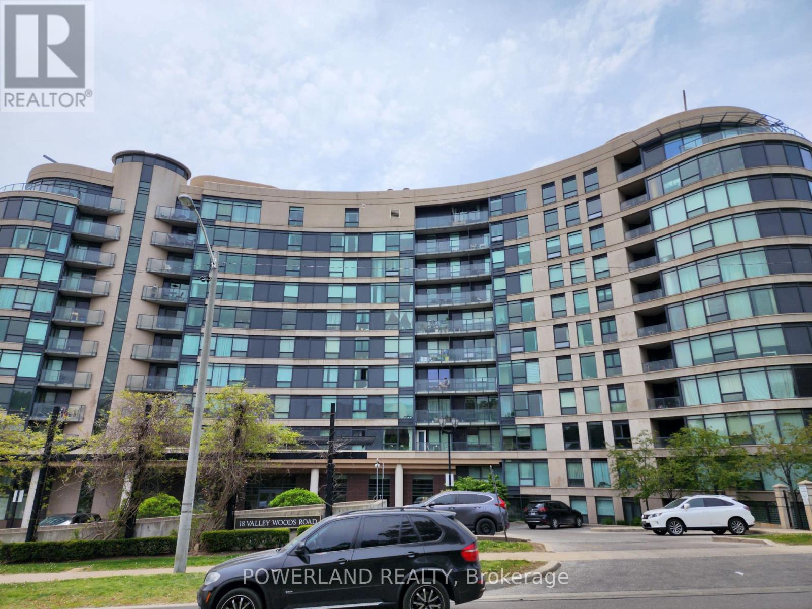 Apartment at 815 - 18 VALLEY WOODS ROAD, Toronto (Parkwoods-Donalda)