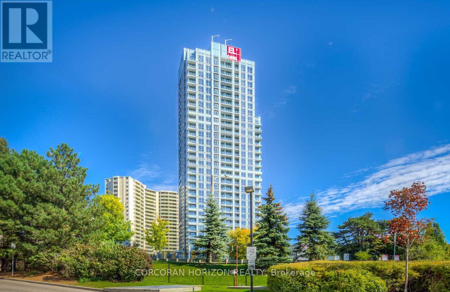 Apartment at 706 - 18 GRAYDON HALL DRIVE, Toronto (Parkwoods-Donalda)