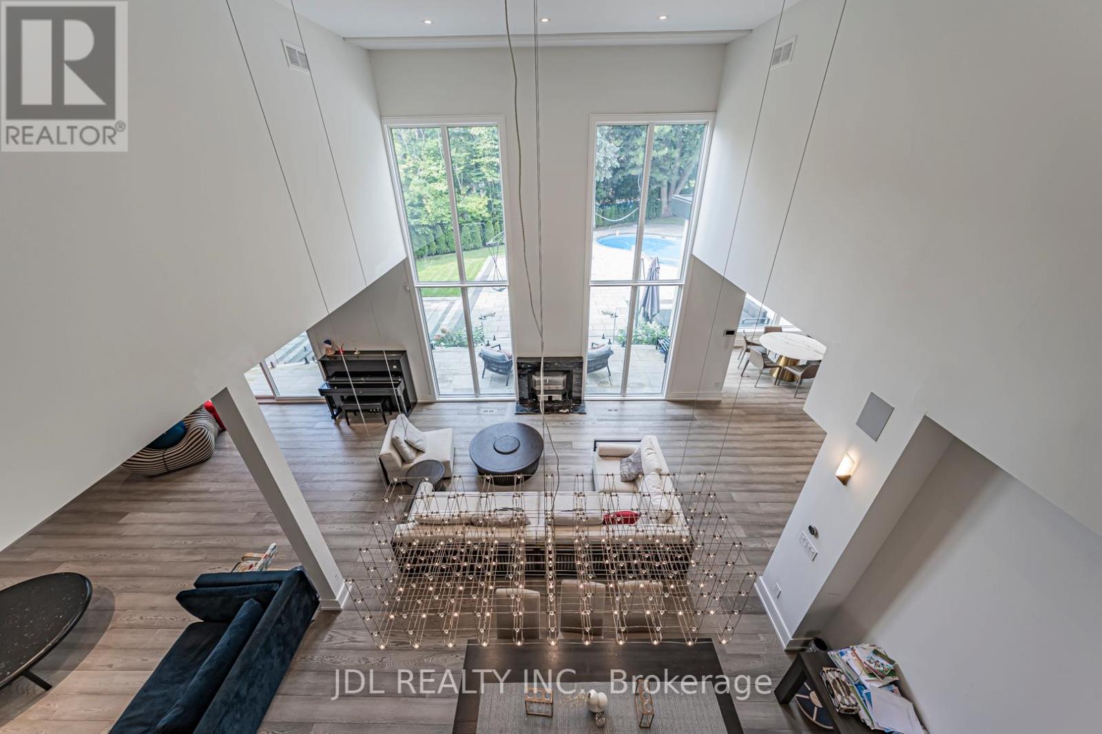Detached at 19 FIFESHIRE ROAD, Toronto