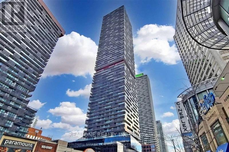 Apartment at 2209 - 8 EGLINTON AVENUE E, Toronto (Mount Pleasant West)