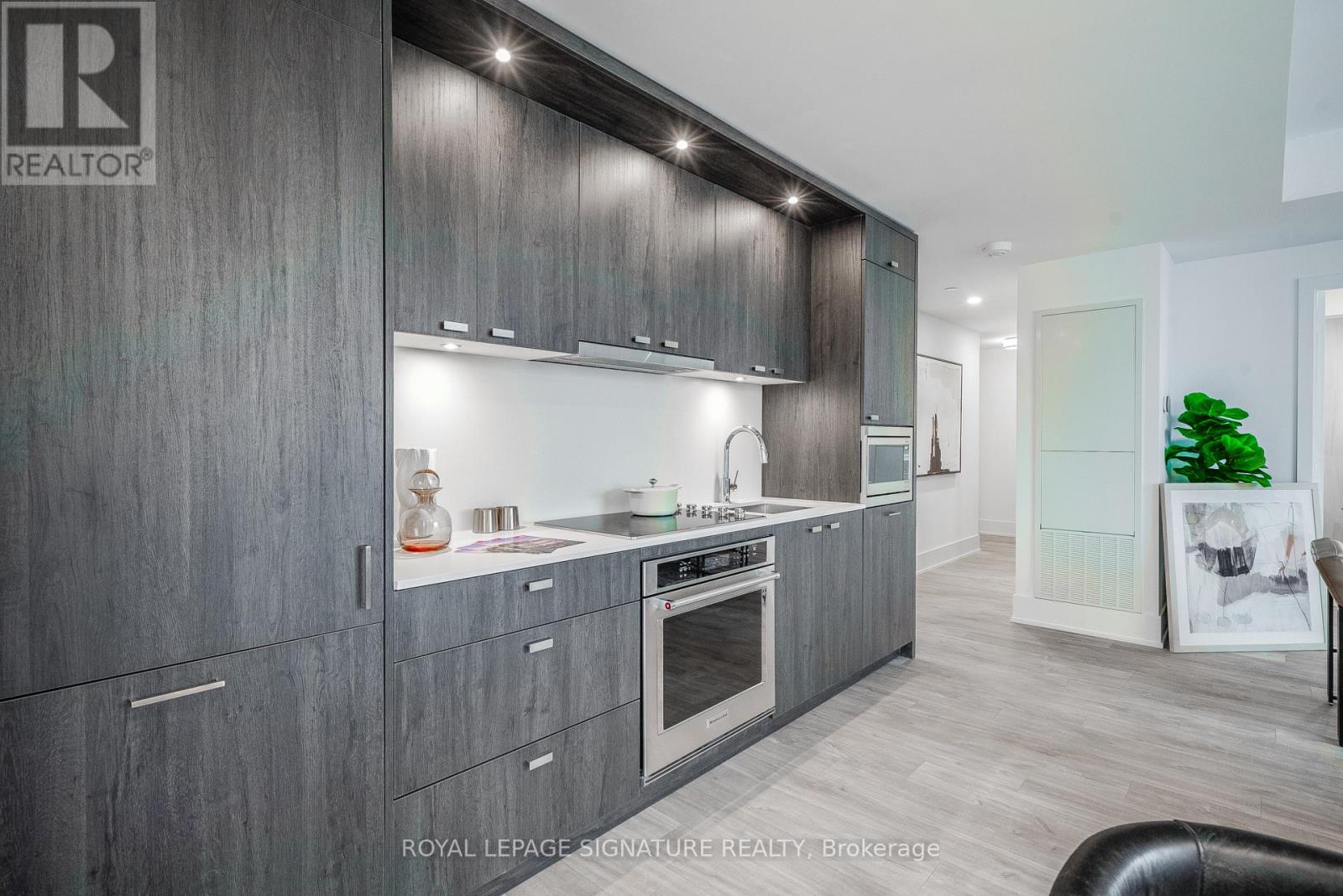 Apartment at 613 - 115 DENISON AVENUE, Toronto