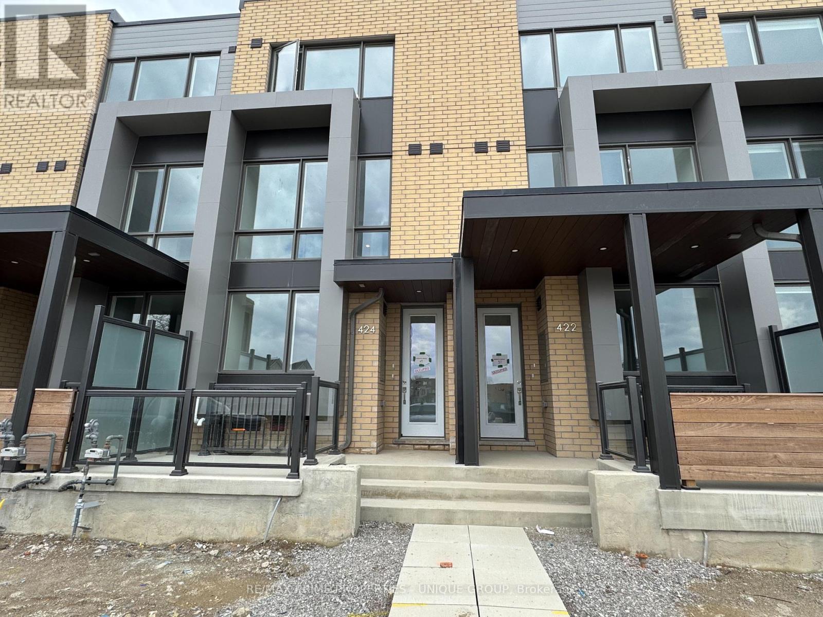 Townhouse at BASEMENT - 424 LAWRENCE HEIGHTS WAY, Toronto (Englemount-Lawrence)