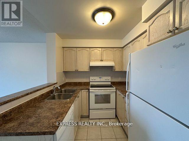 Apartment at 1606 - 29 PEMBERTON AVENUE, Toronto (Newtonbrook East)