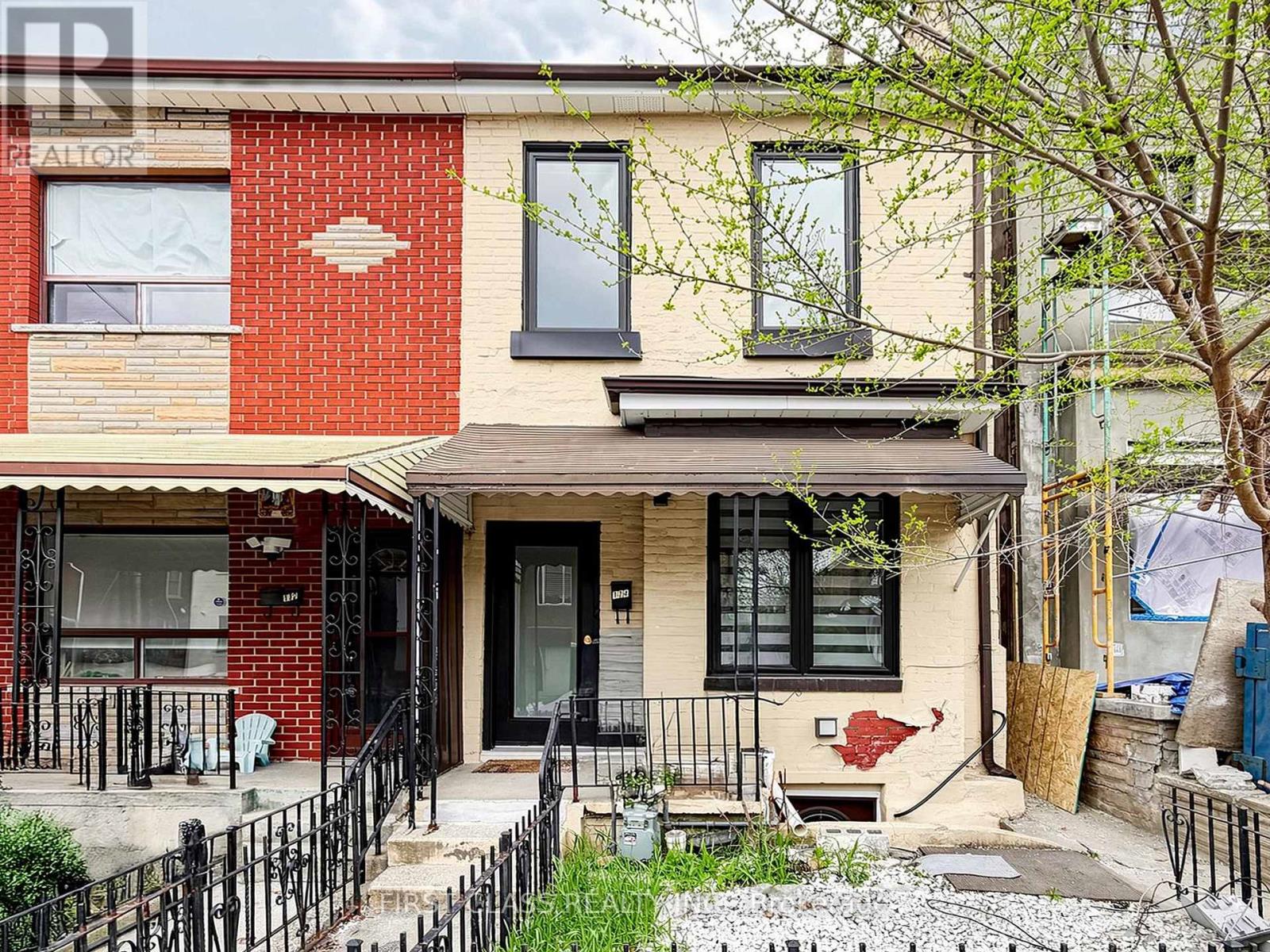 Semi-Detached/Link at 174 MANNING AVENUE, Toronto (Trinity-Bellwoods)