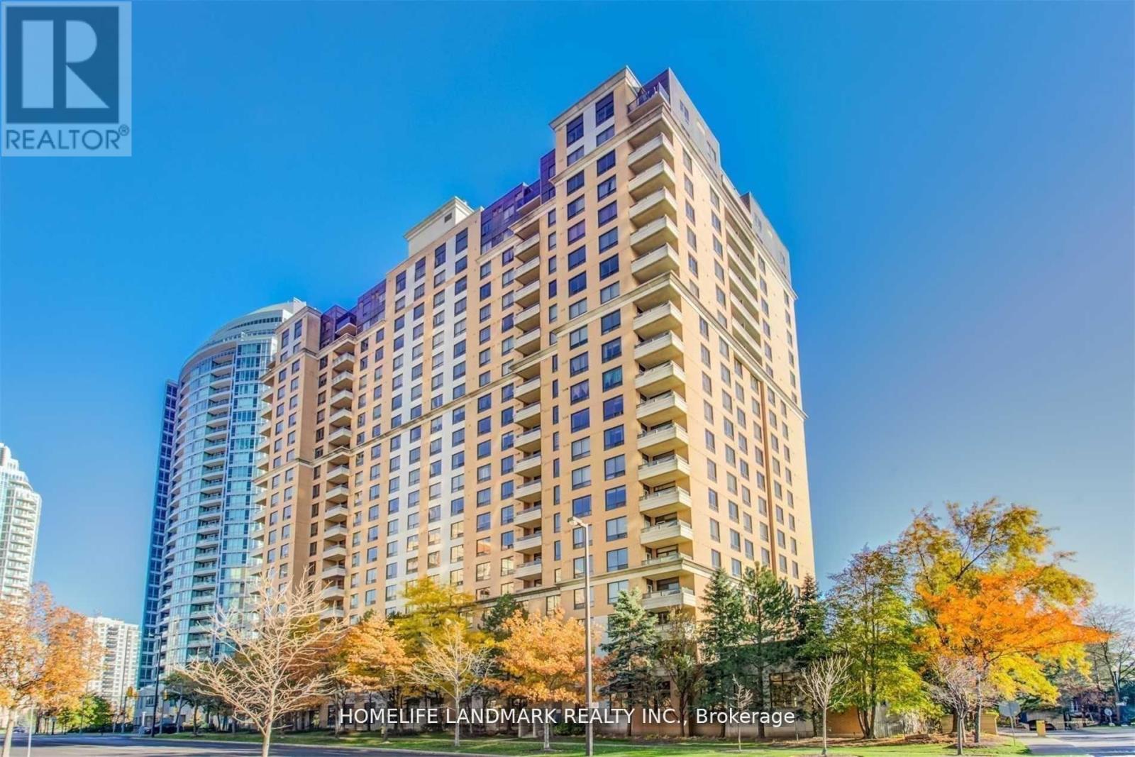 Apartment at 206 - 18 SOMMERSET WAY, Toronto (Willowdale East)