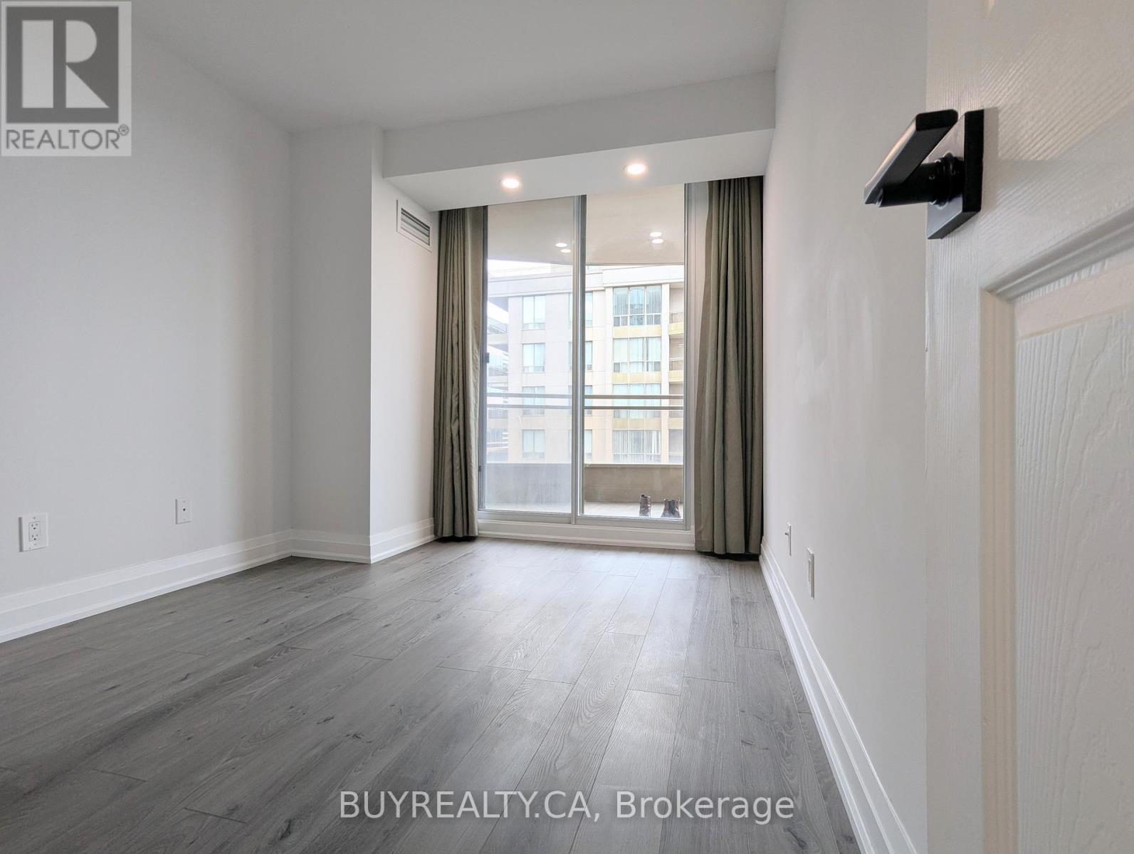 Apartment at 1603 - 256 DORIS AVENUE, Toronto