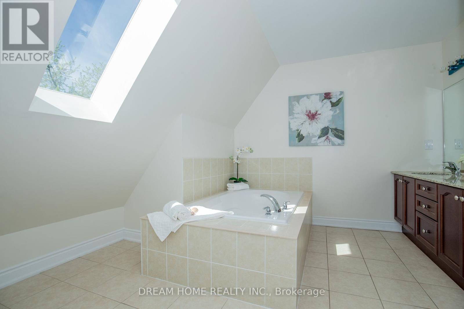 Townhouse at 13 SLINGSBY LANE, Toronto
