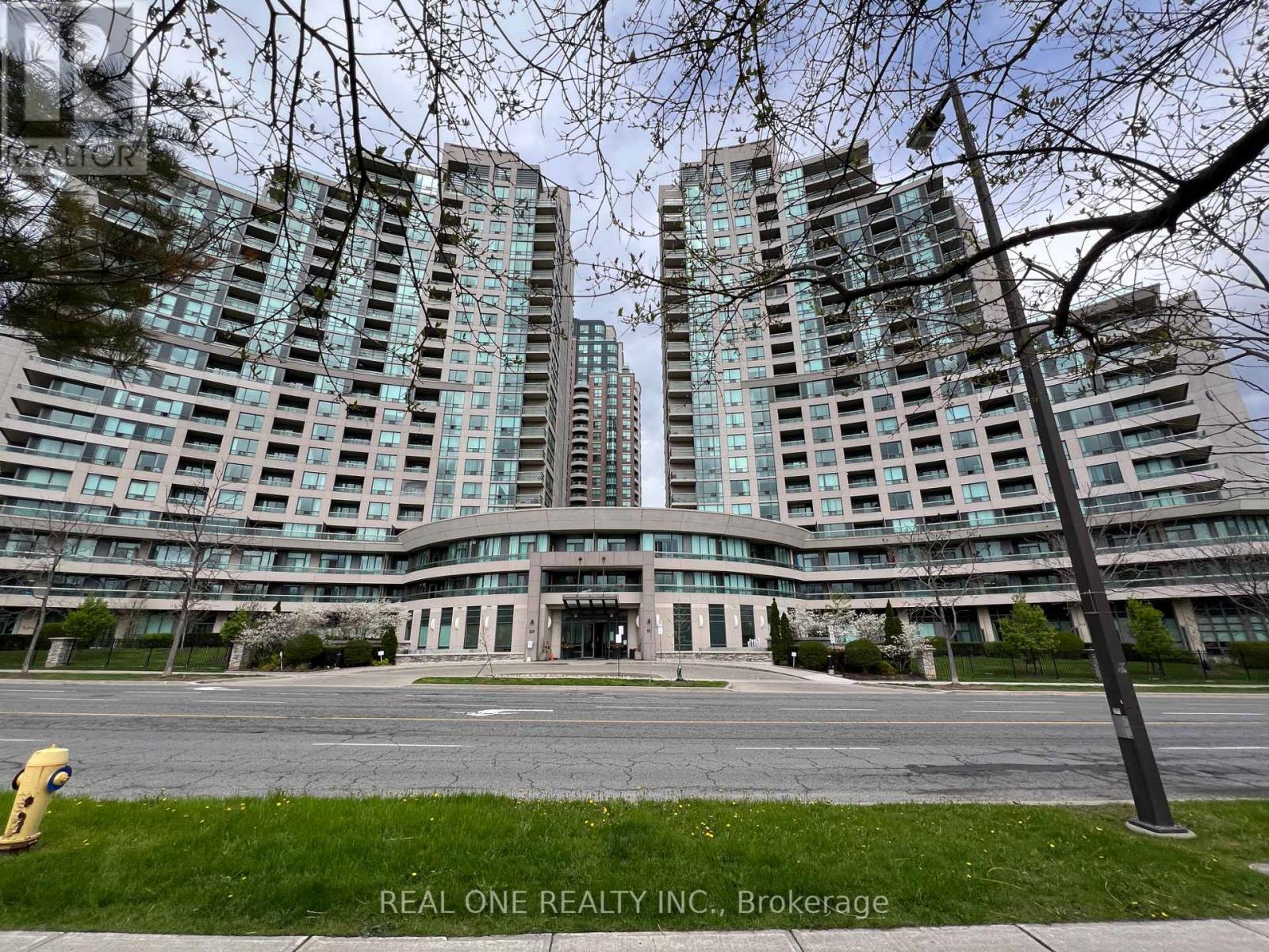 Apartment at 801 - 503 BEECROFT ROAD, Toronto (Willowdale West)