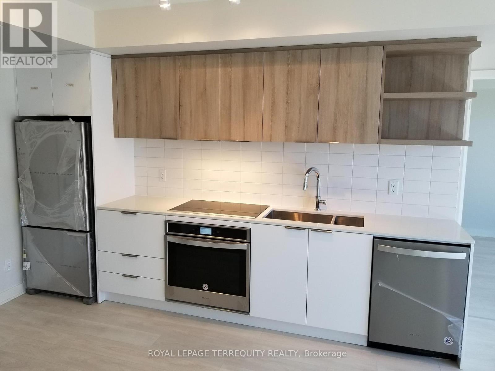 Apartment at N2808 - 6 SONIC WAY, Toronto (Flemingdon Park)