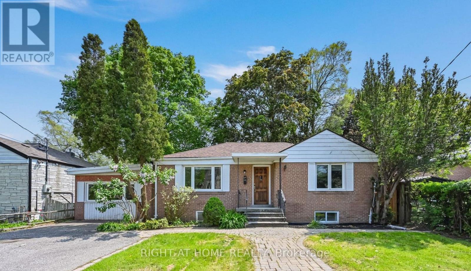 Detached at MAIN - 55 VERWOOD AVENUE, Toronto (Clanton Park)
