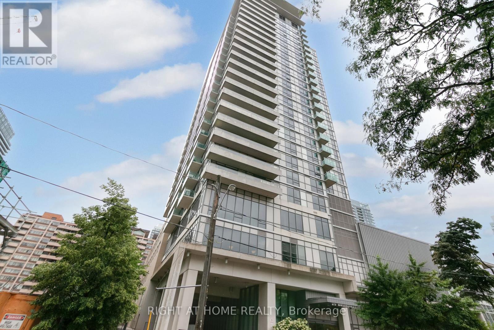 Apartment at 505 - 25 BROADWAY AVENUE, Toronto (Mount Pleasant West)