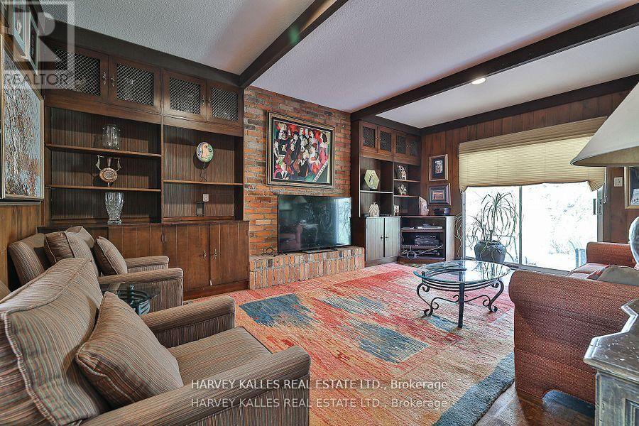 Detached at 38 FIFESHIRE ROAD, Toronto