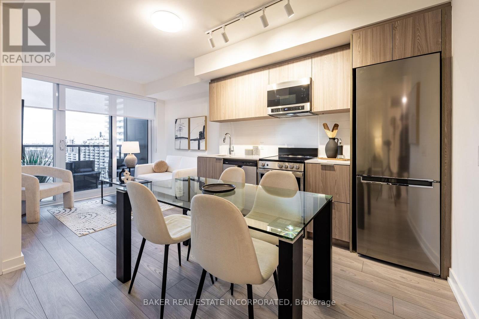 Apartment at 2907 - 223 REDPATH AVENUE, Toronto (Mount Pleasant West)