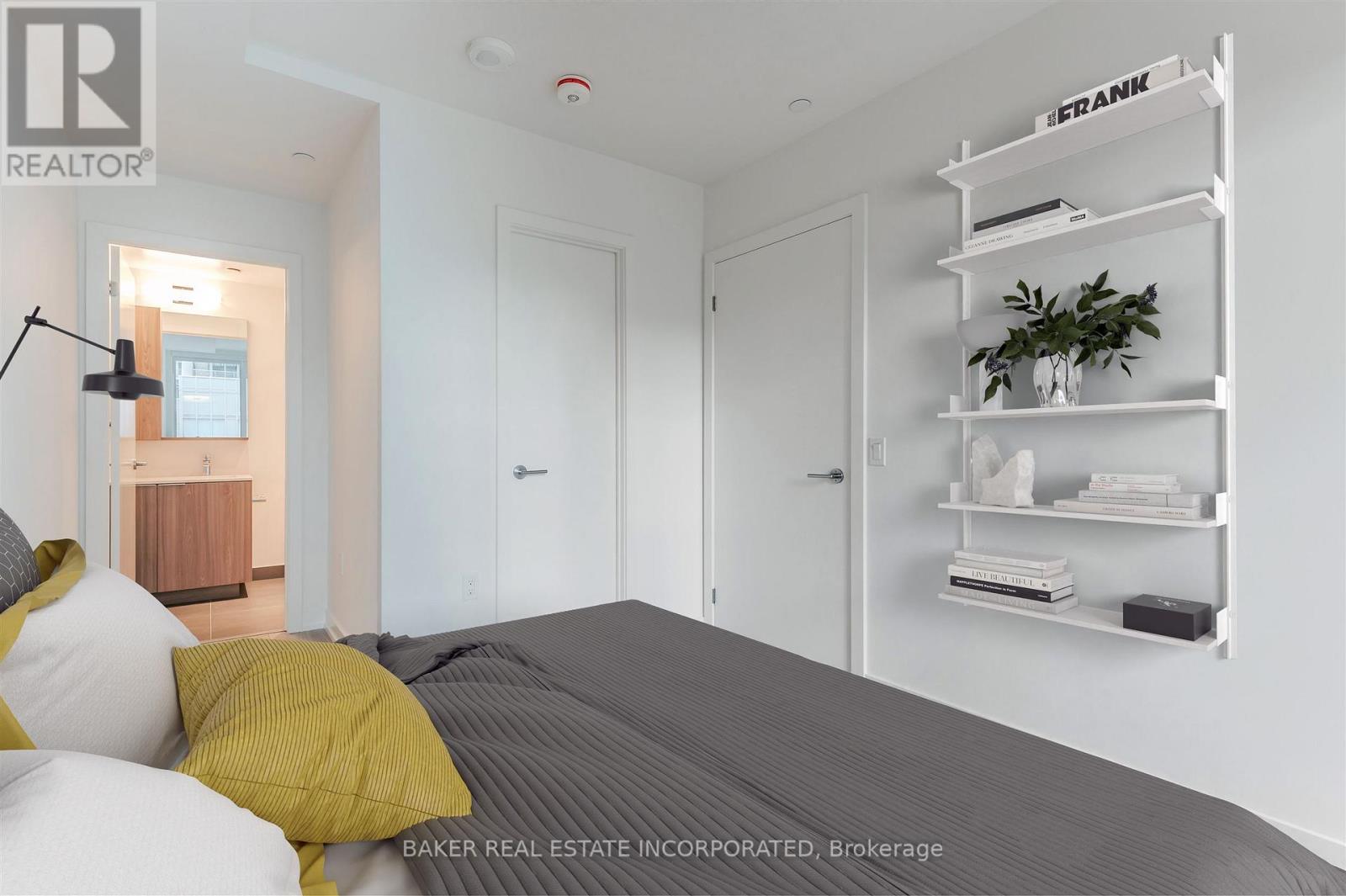 Apartment at 202 - 223 REDPATH AVENUE, Toronto