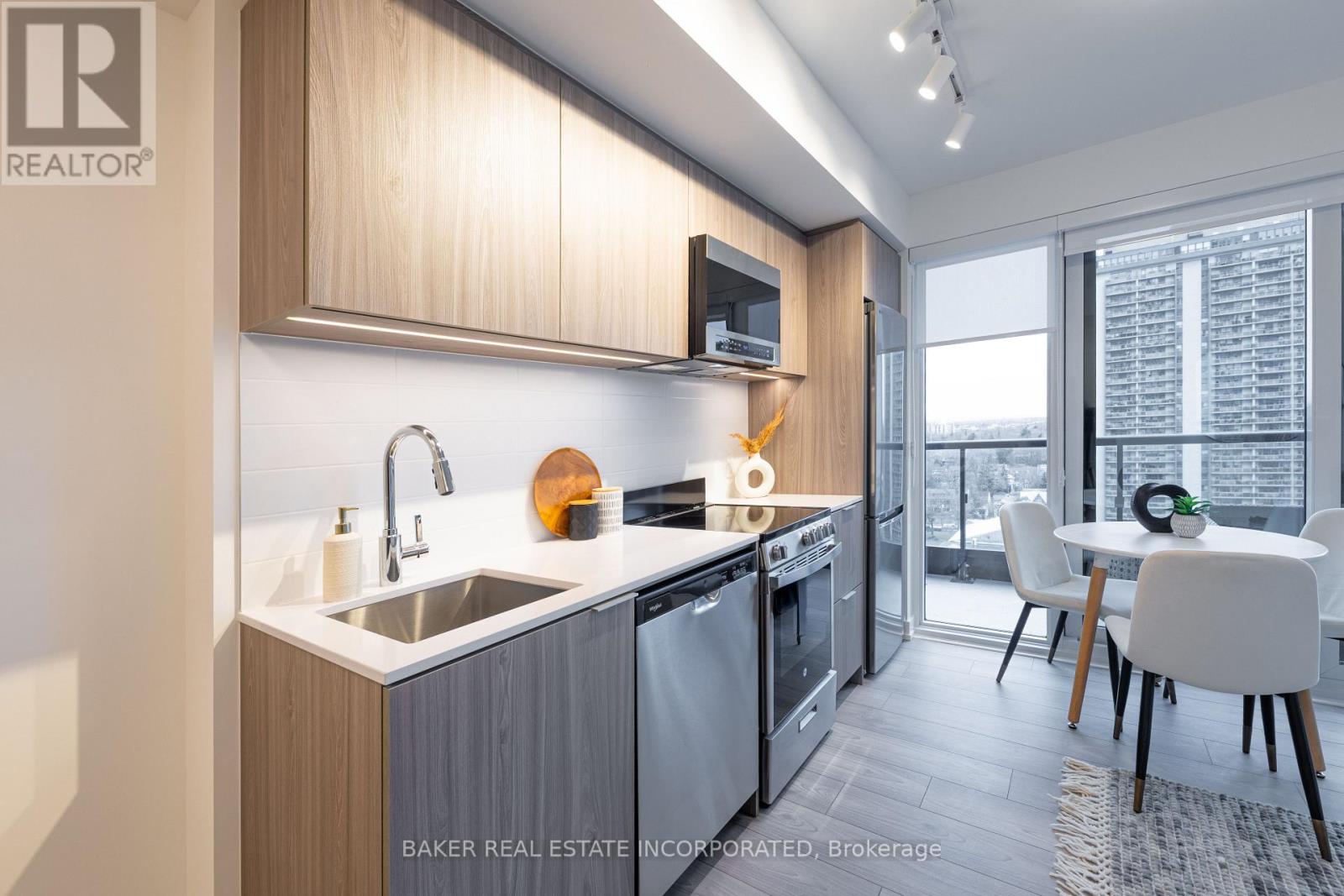 Apartment at 3710 - 223 REDPATH AVENUE, Toronto (Mount Pleasant West)