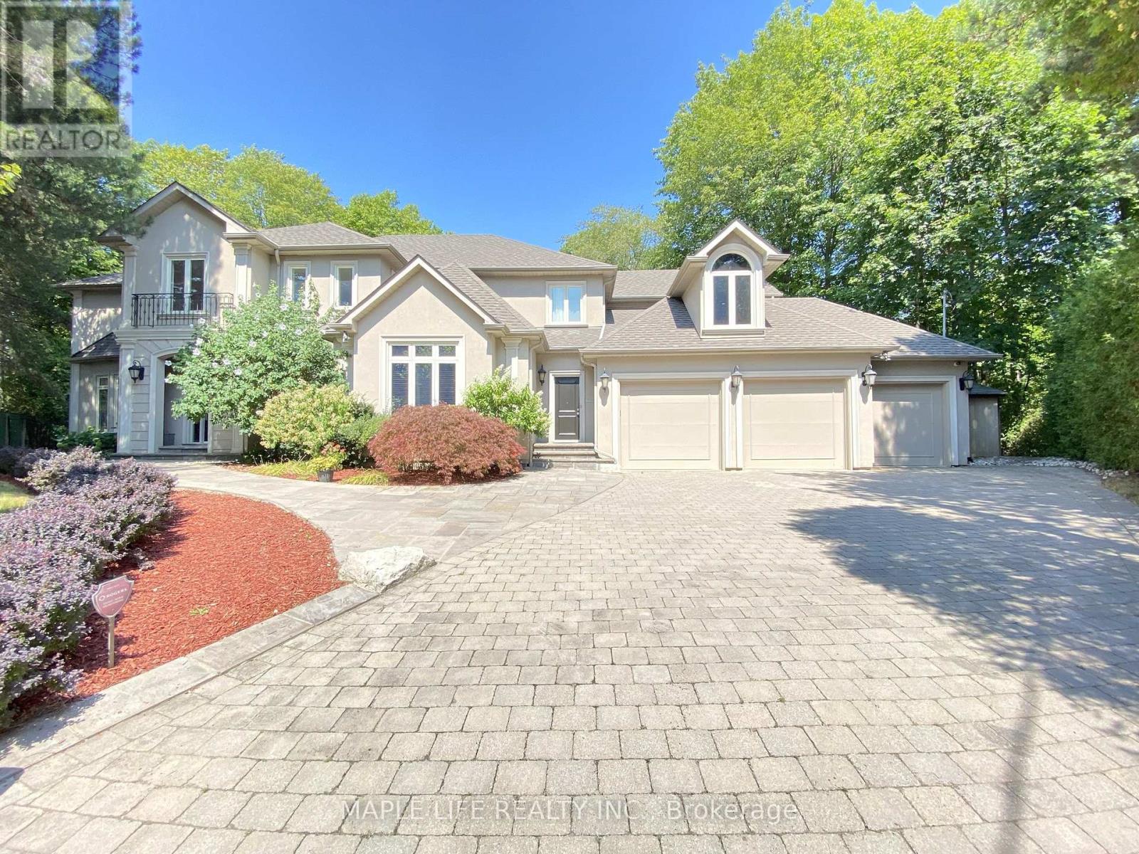 Detached at 8 CRETE COURT, Toronto (Bridle Path-Sunnybrook-York Mills)