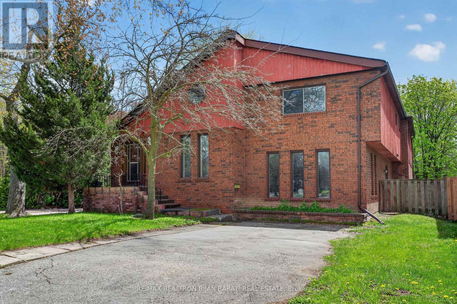 Detached at 309 HILLCREST AVENUE, Toronto (Willowdale East)