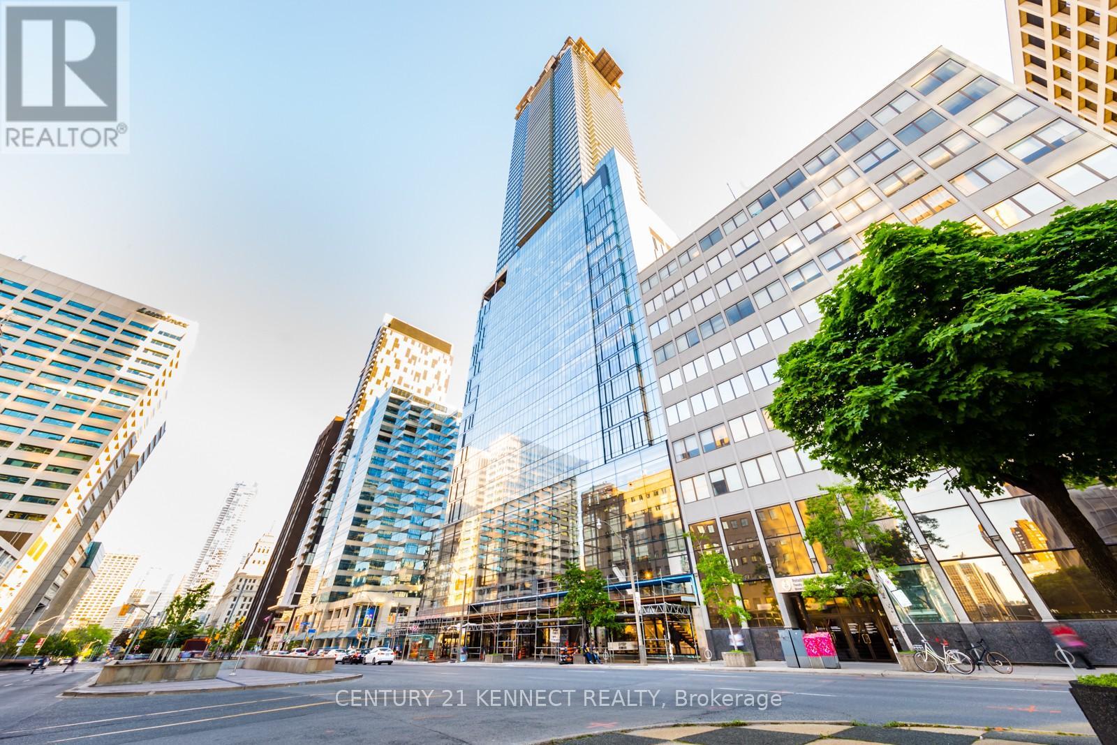 Apartment at 4309 - 488 UNIVERSITY AVENUE, Toronto (University)