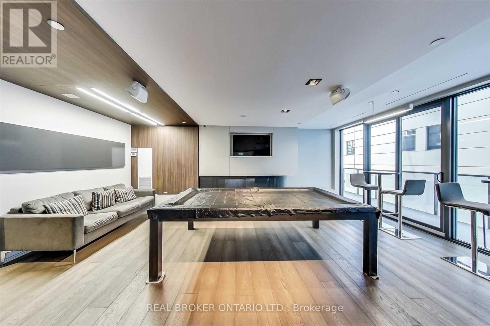Apartment at 515 - 101 PETER STREET W, Toronto