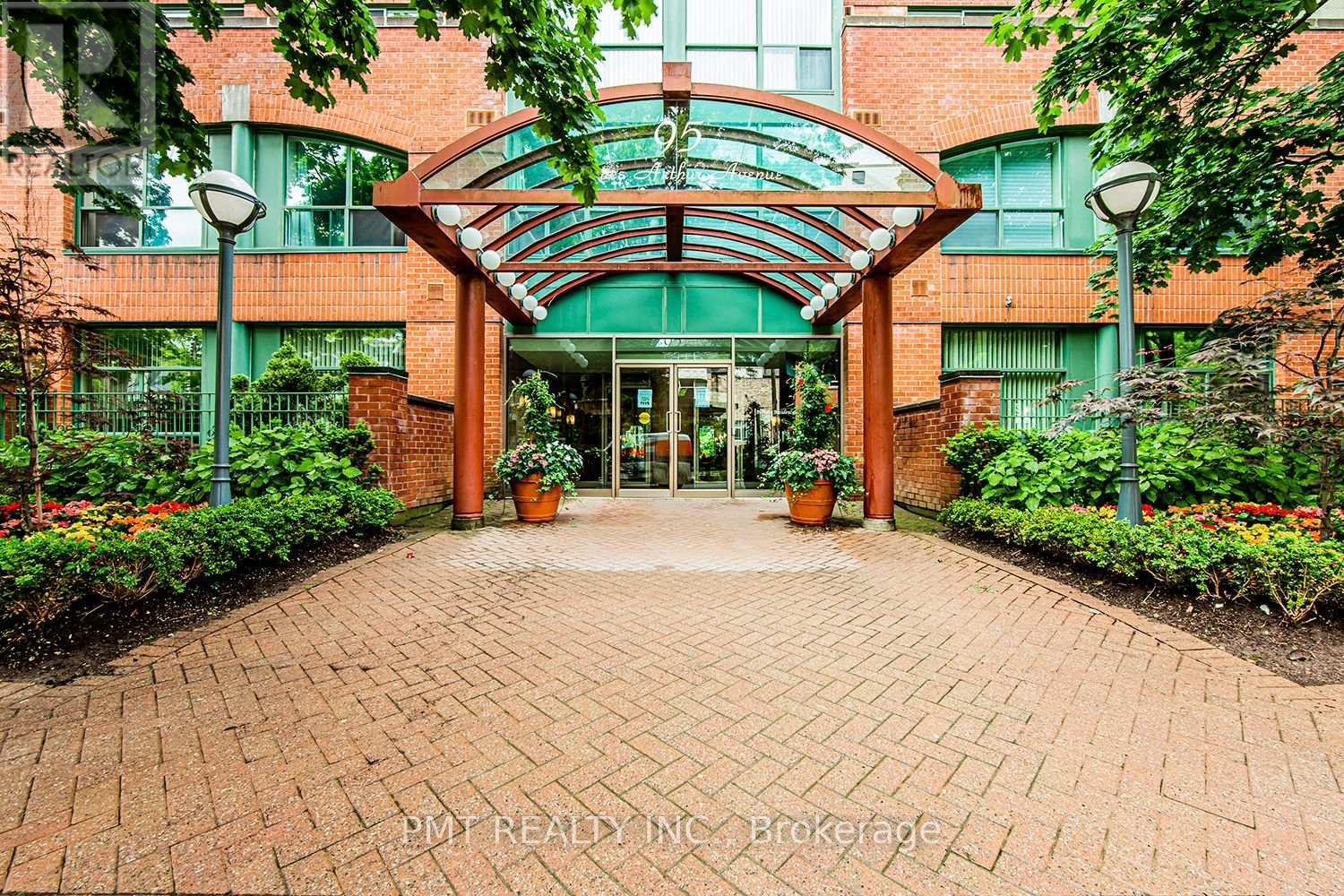 Apartment at 103 - 95 PRINCE ARTHUR AVENUE, Toronto (Annex)
