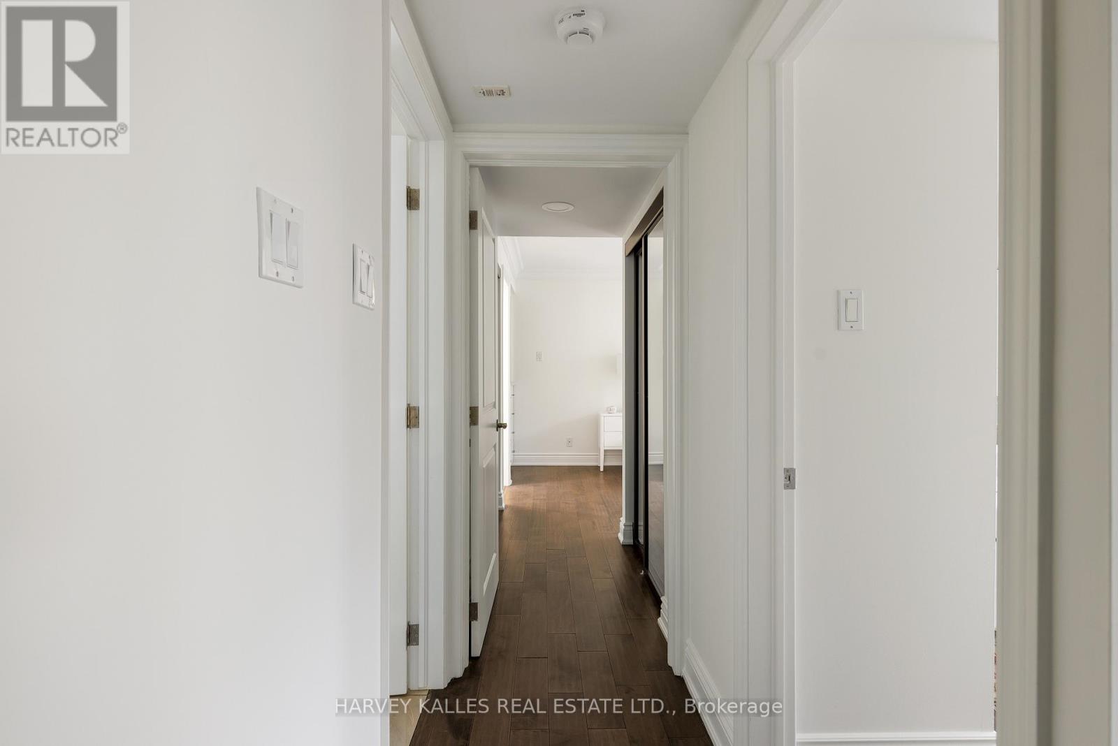 Apartment at 307 - 447 WALMER ROAD, Toronto