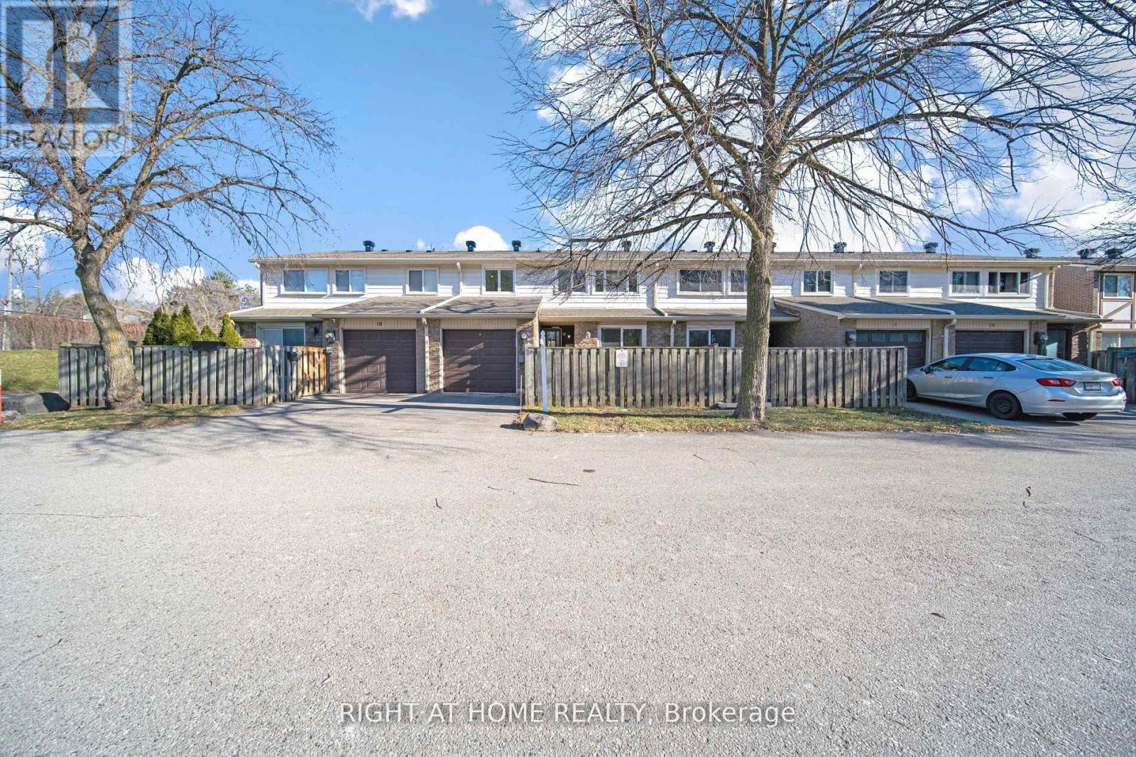 Townhouse at 12 LACE FERNWAY WAY W, Toronto (Don Valley Village)