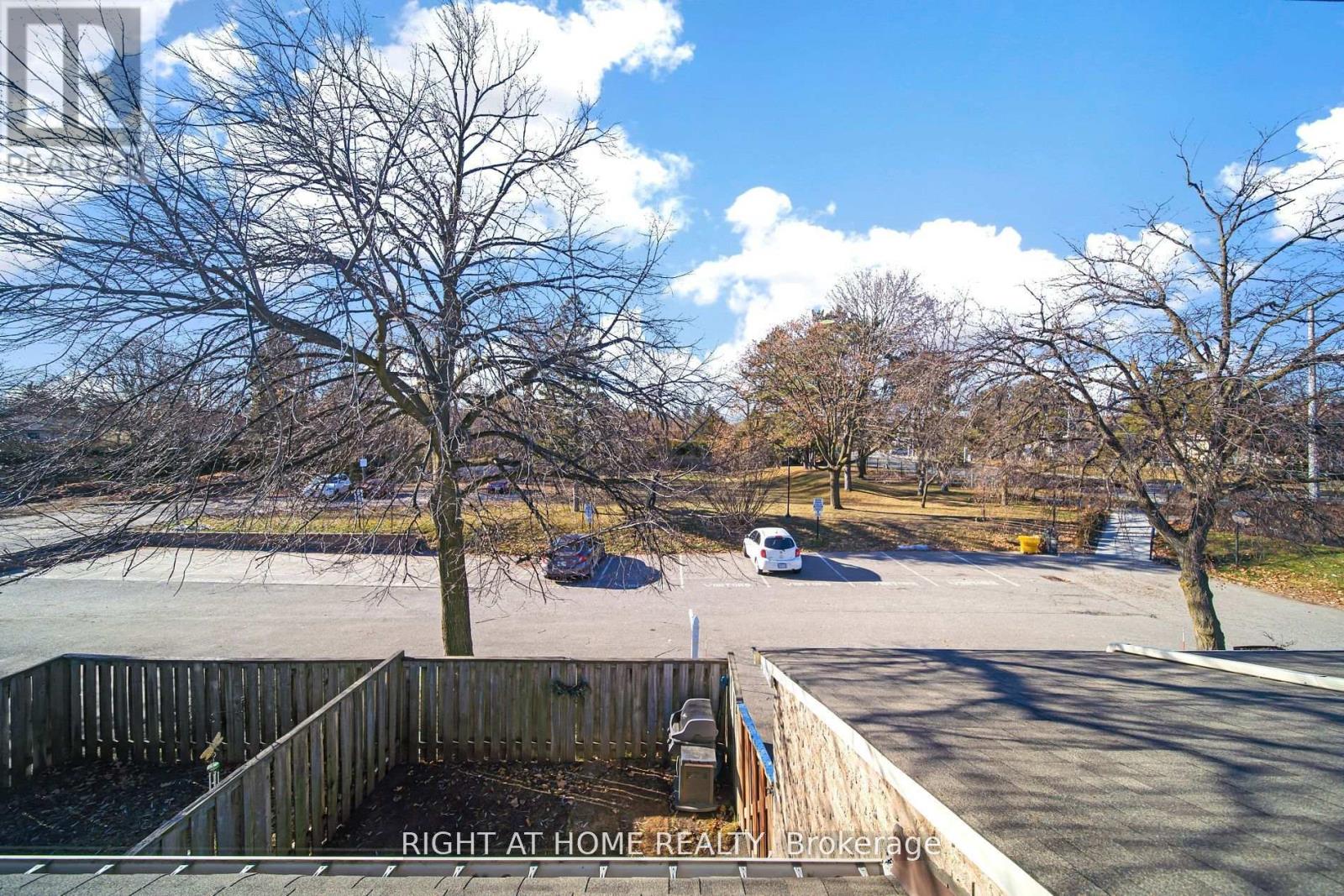 Townhouse at 12 LACE FERNWAY WAY W, Toronto