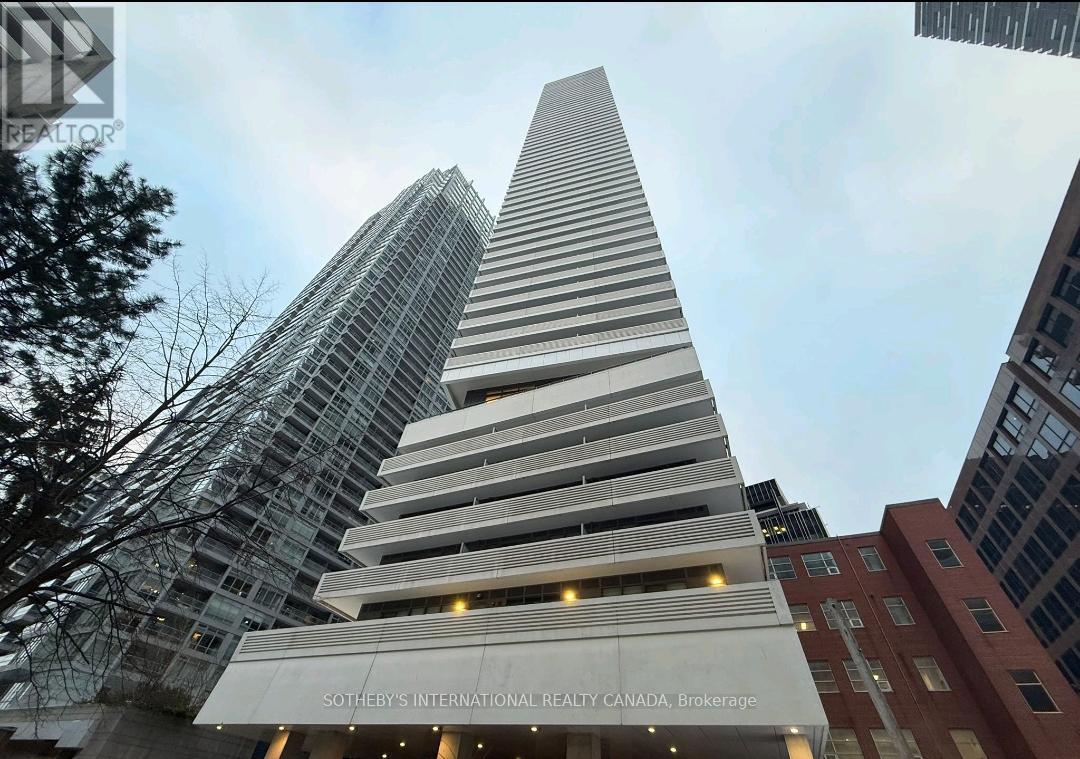 Apartment at 4409 - 2221 YONGE STREET, Toronto (Mount Pleasant West)