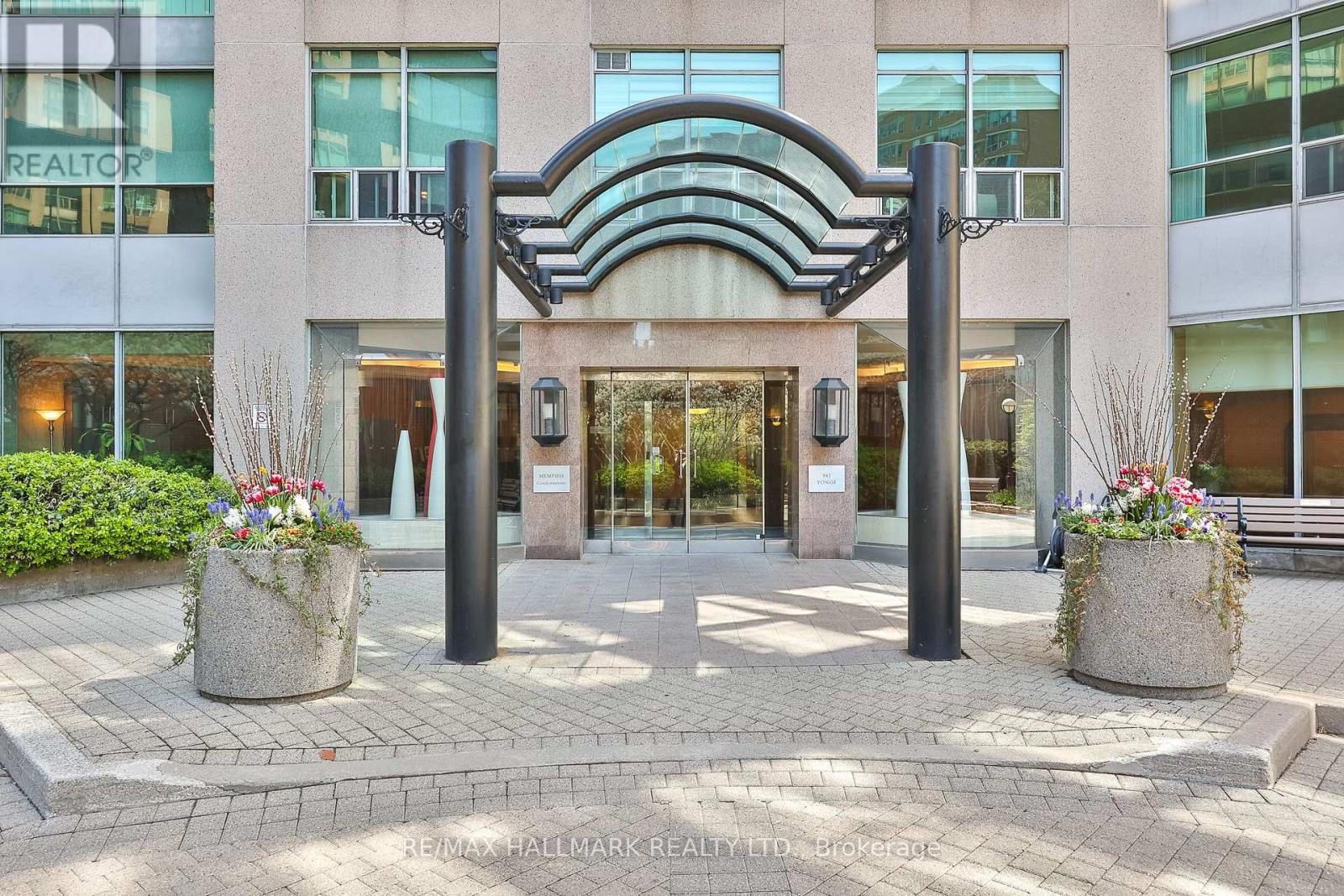 Apartment at 506 - 942 YONGE STREET, Toronto (Annex)