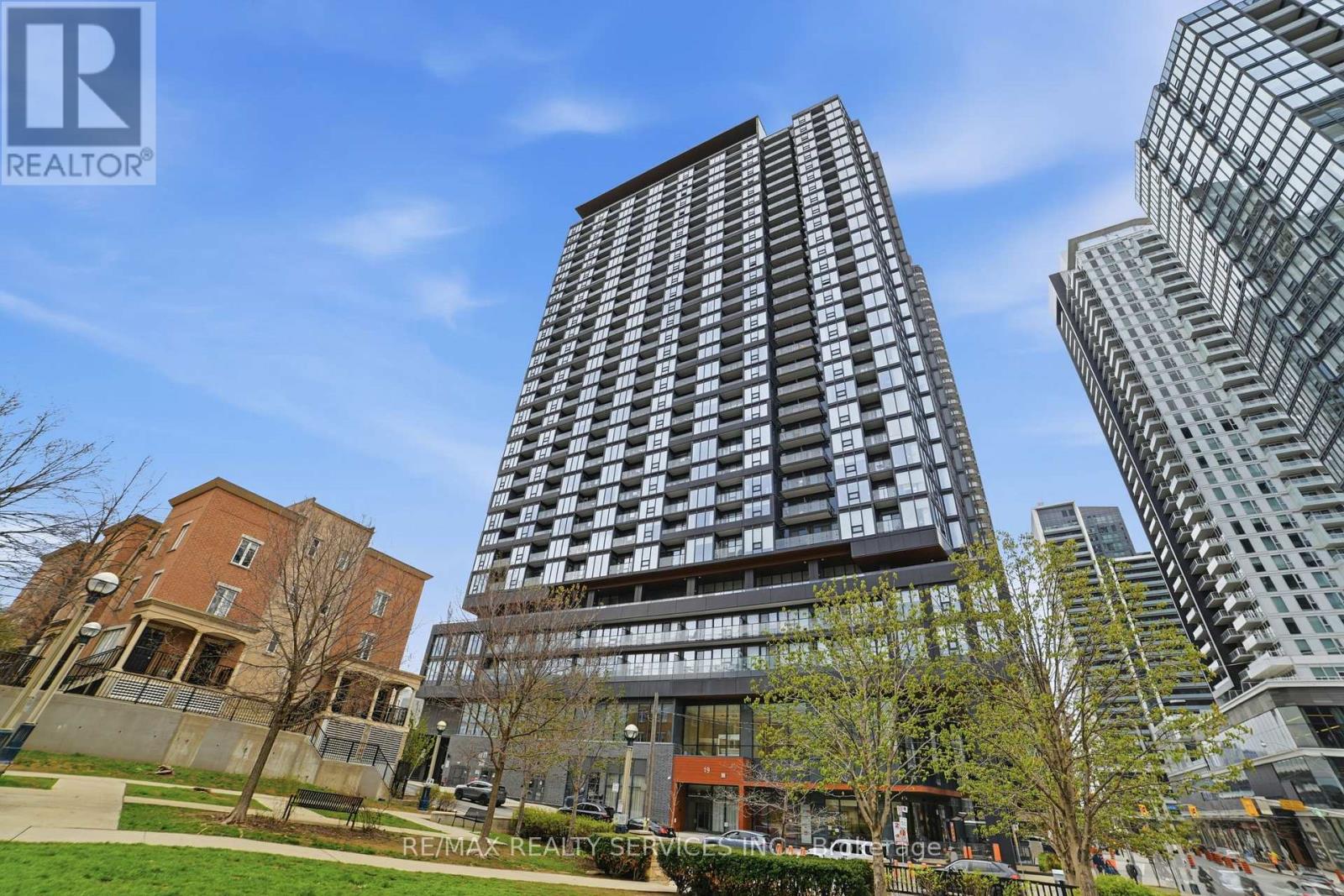 Apartment at 2121 - 19 WESTERN BATTERY ROAD, Toronto (Niagara)
