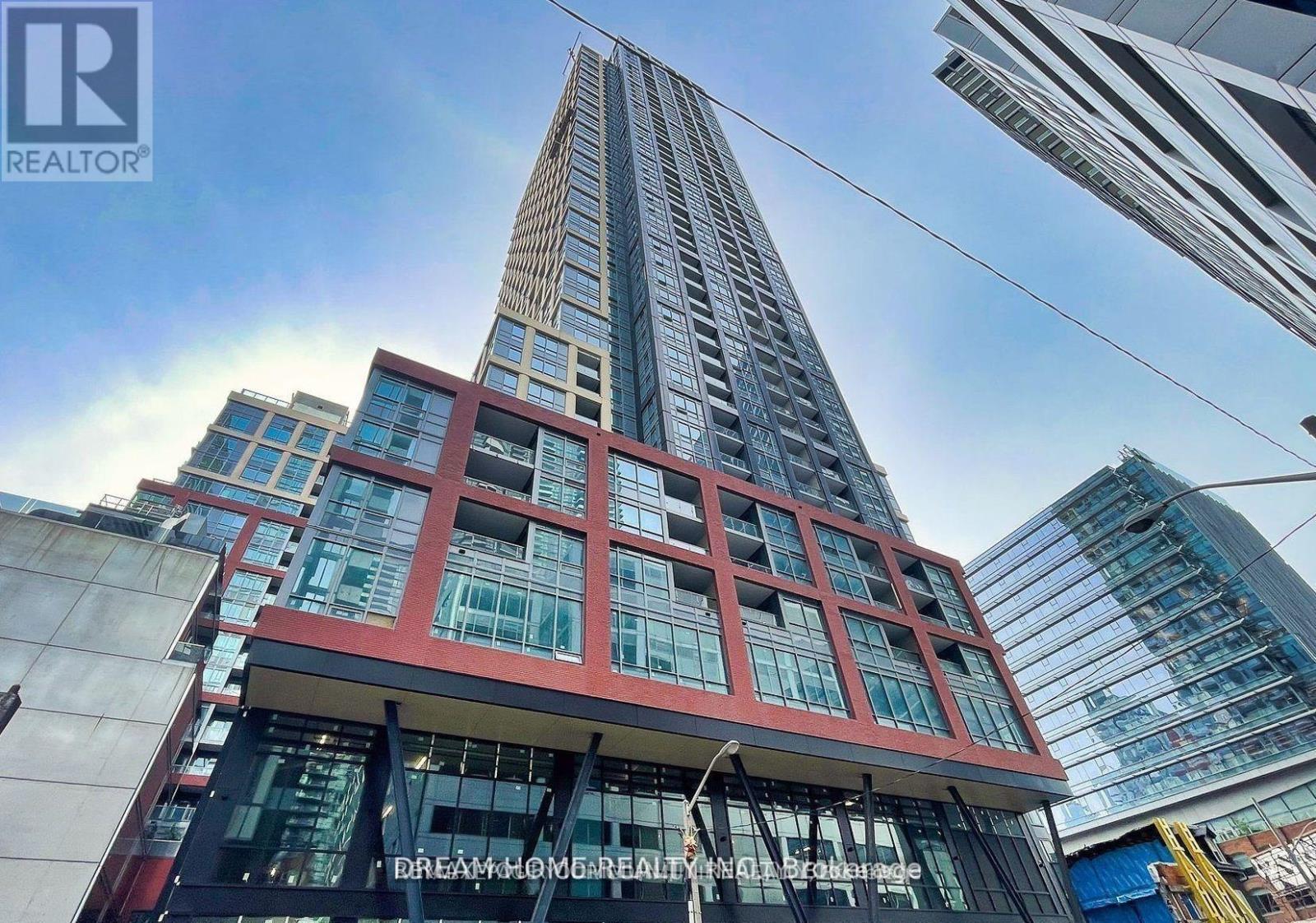 Apartment at 1911 - 108 PETER STREET, Toronto (Waterfront Communities)