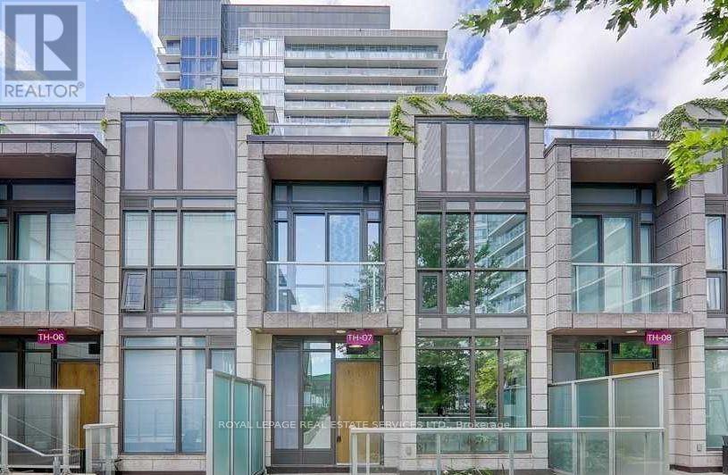 Apartment at TH7 - 121 MCMAHON DRIVE, Toronto (Bayview Village)