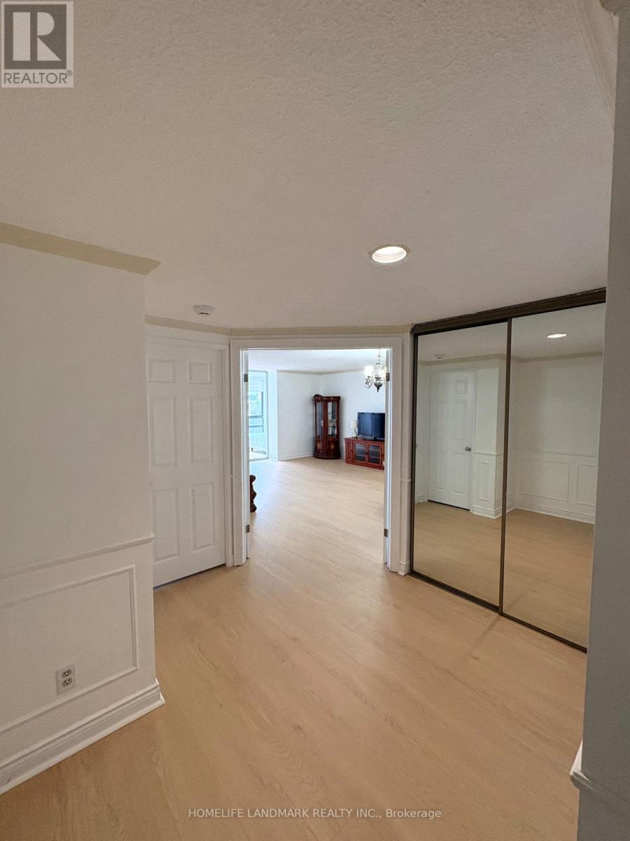 Apartment at 704 - 77 CARLTON STREET, Toronto (Church-Yonge Corridor)