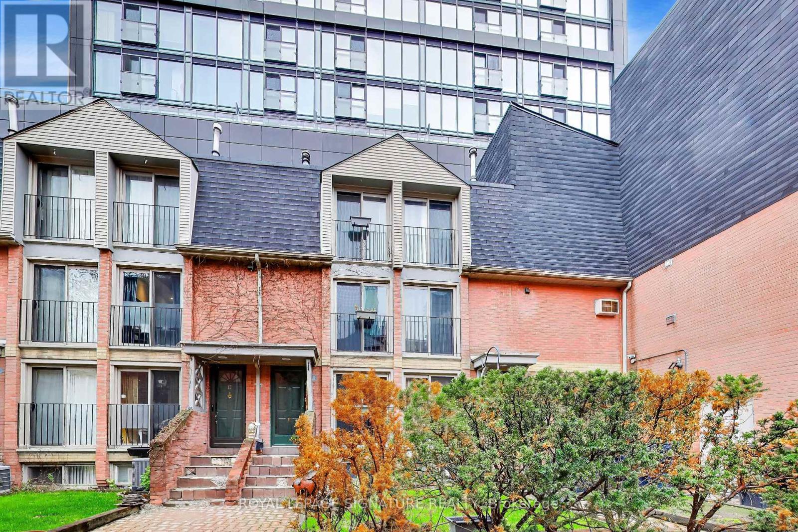 Townhouse at 18 - 325 JARVIS STREET, Toronto (Moss Park)