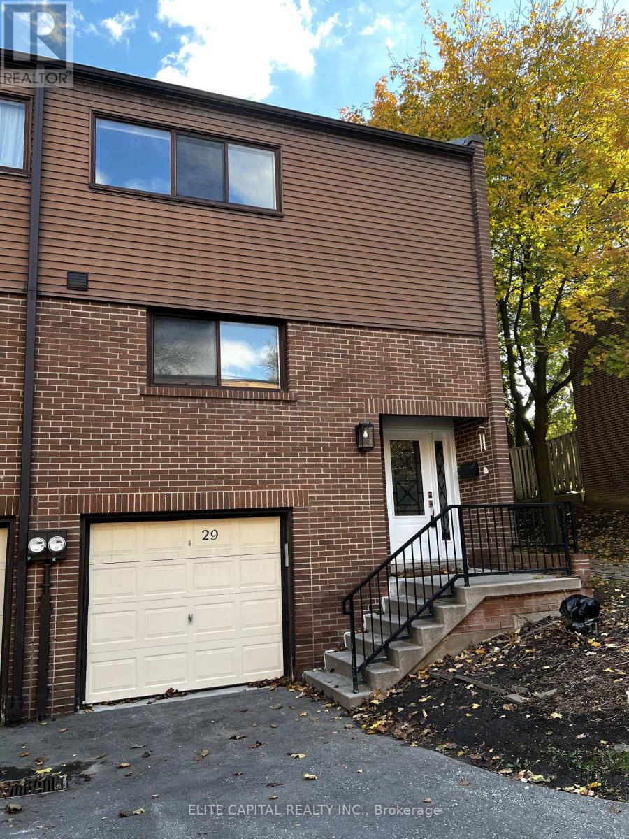 Townhouse at 29 BURNT MEADOW WAY, Toronto (Hillcrest Village)