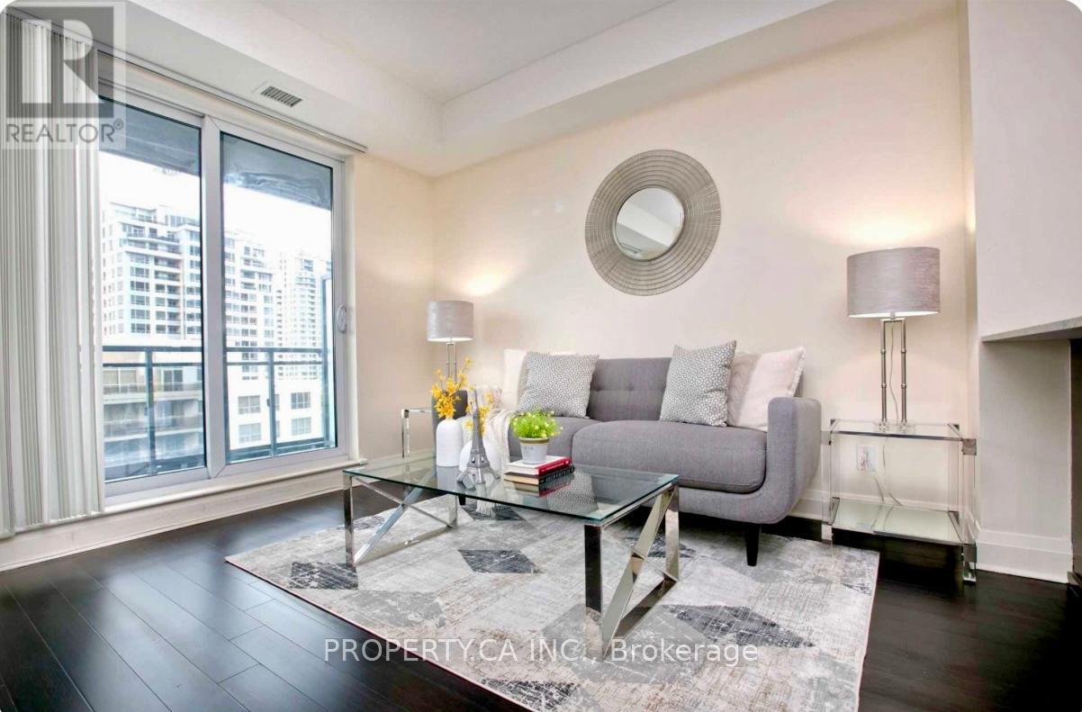 Apartment at 714 - 17 KENASTON GARDENS, Toronto (Bayview Village)