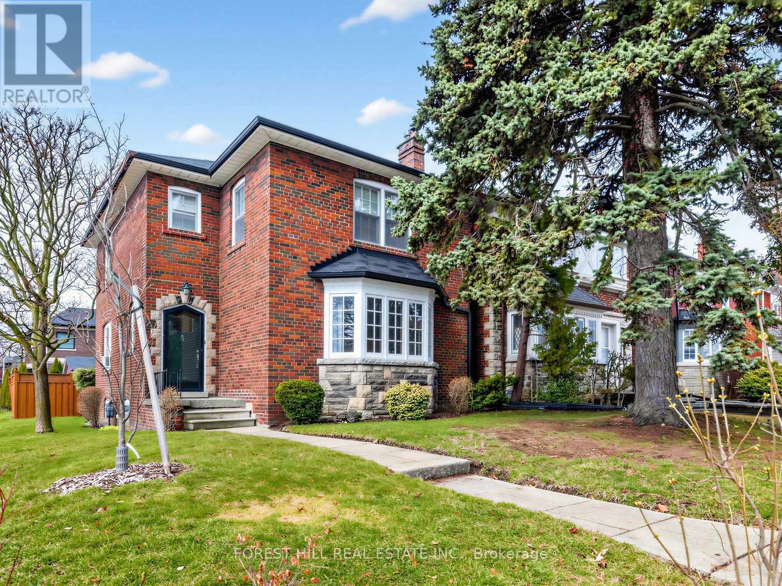 Detached at 28 CASTLE KNOCK ROAD, Toronto (Lawrence Park South)