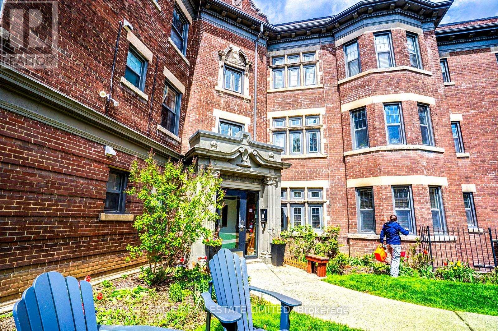 Townhouse at 9 - 48 LAWTON BOULEVARD, Toronto (Yonge-St. Clair)