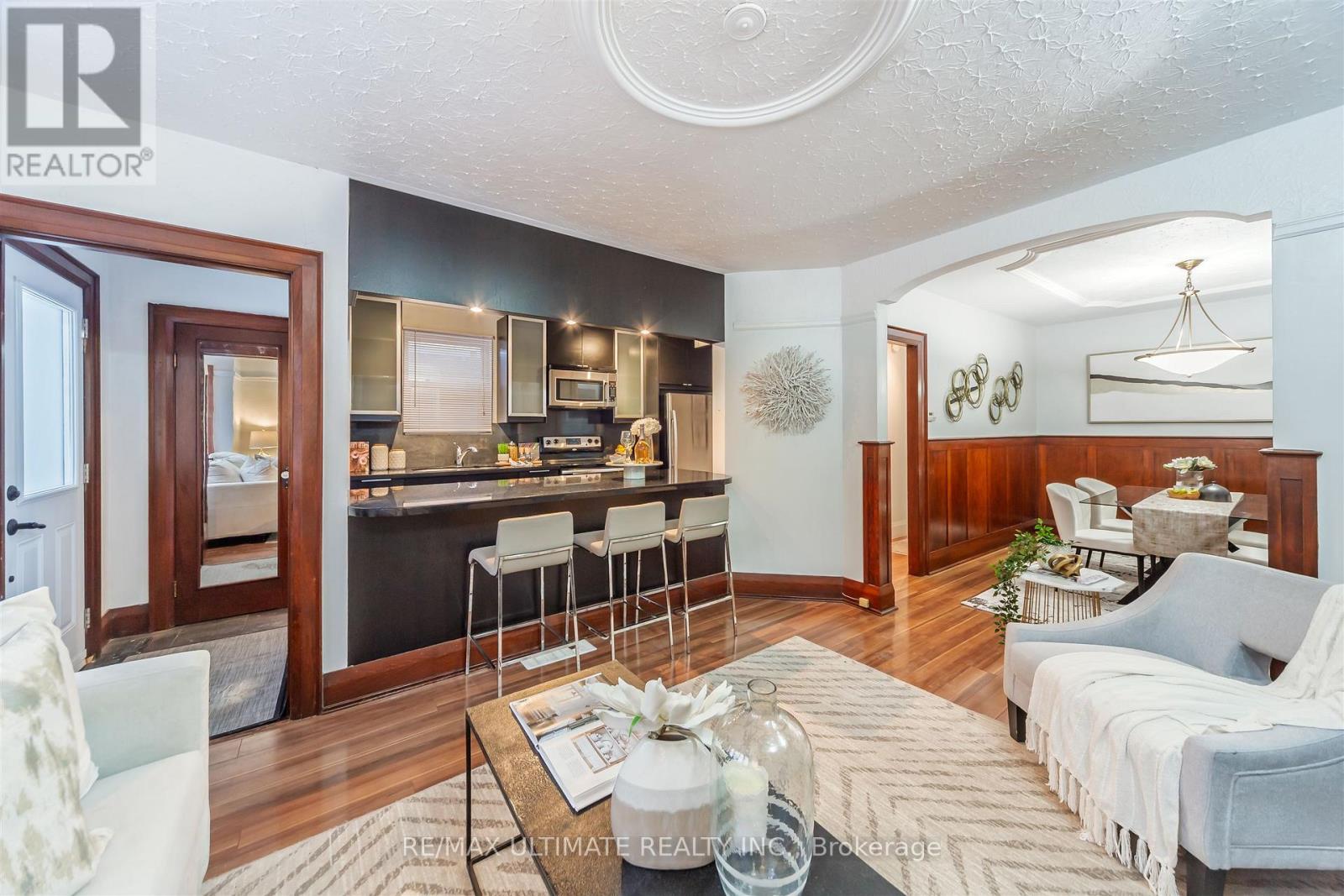 Detached at 46 LORINDALE AVENUE, Toronto