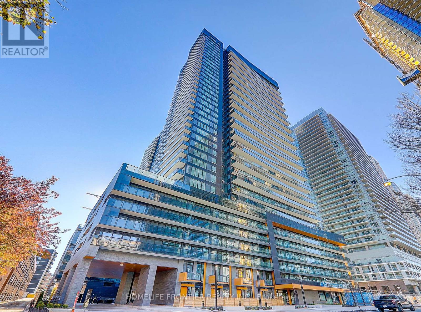Apartment at 417 - 117 BROADWAY AVENUE, Toronto (Mount Pleasant West)