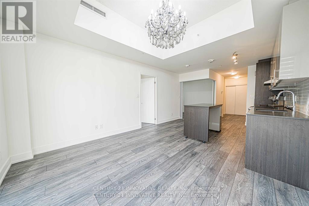 Apartment at 517 - 180 FAIRVIEW MALL DRIVE, Toronto