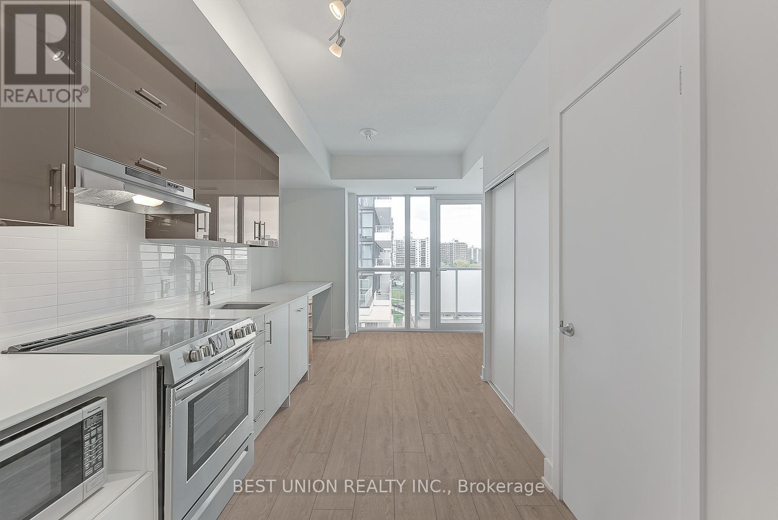 Apartment at 703 - 188 FAIRVIEW MALL DRIVE, Toronto (Don Valley Village)