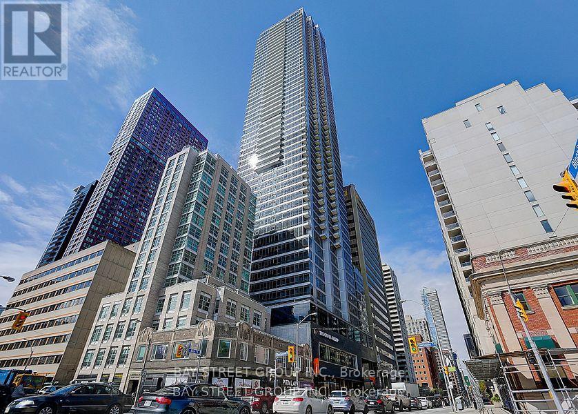 Apartment at 2802 - 395 BLOOR STREET E, Toronto (North St. James Town)