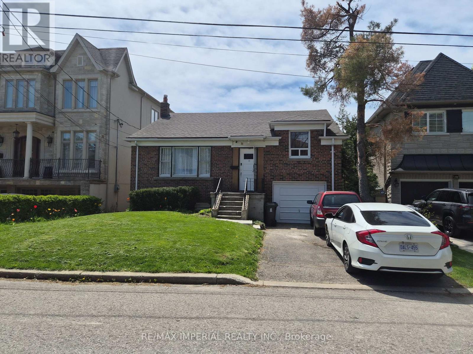 Detached at 76 GWENDOLEN CRESCENT, Toronto (Lansing-Westgate)