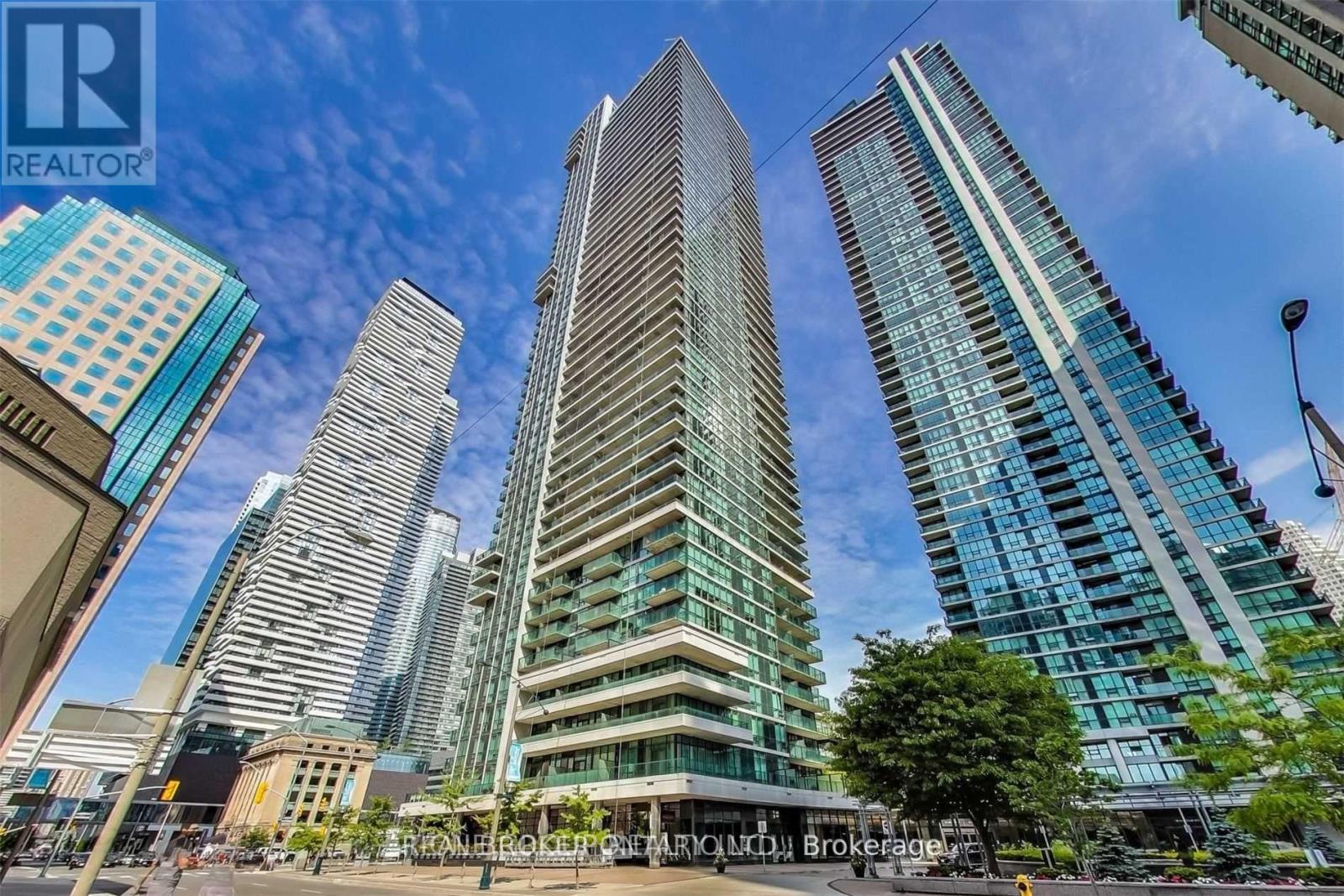 Apartment at 1307 - 33 BAY STREET, Toronto (Waterfront Communities)