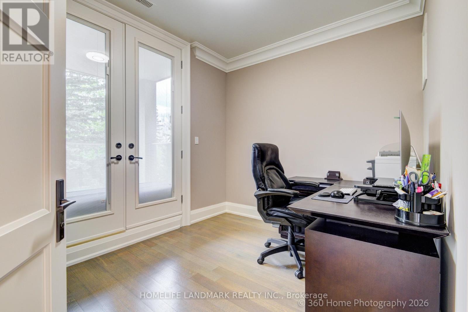 Detached at 37 CHATFIELD DRIVE, Toronto