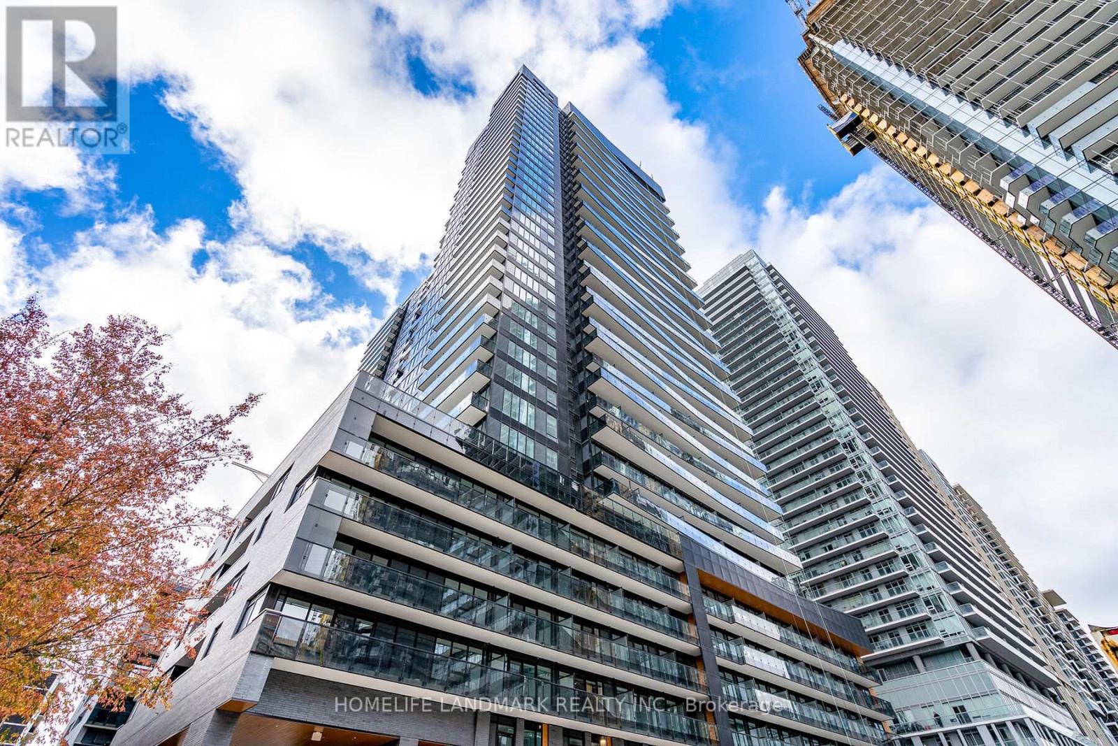 Apartment at 609 - 117 BROADWAY AVENUE, Toronto (Mount Pleasant West)
