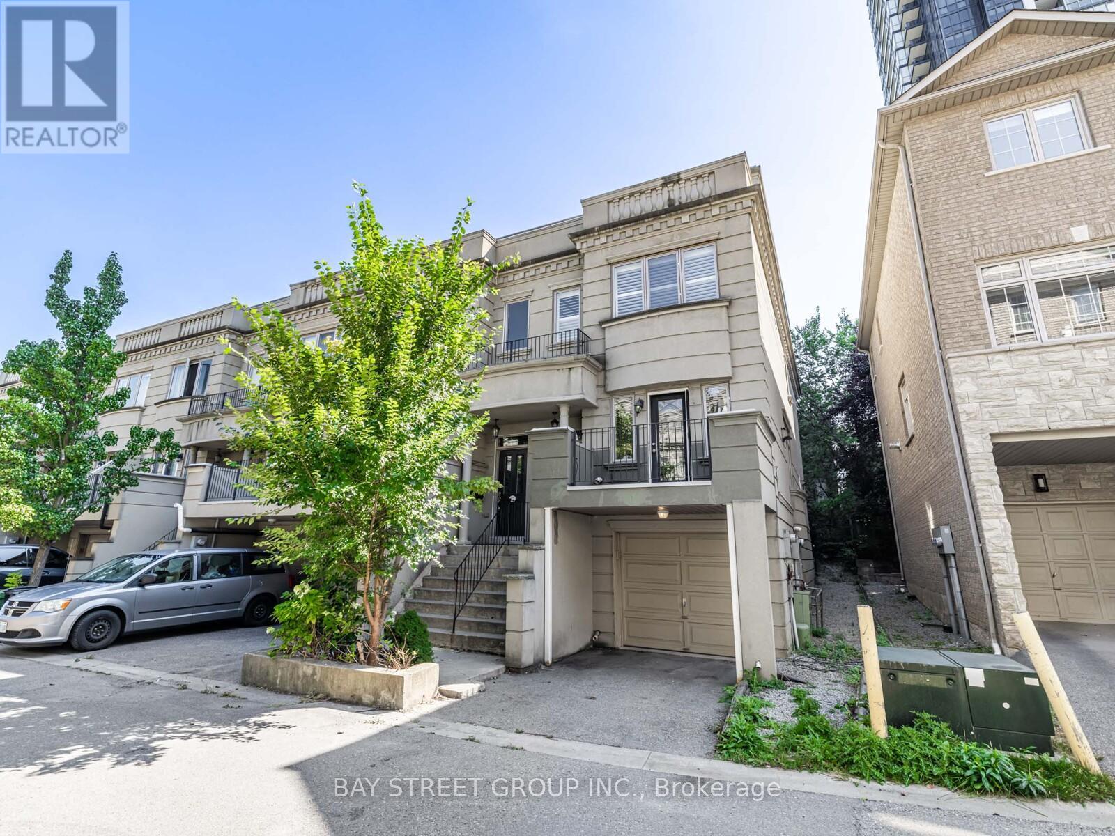 Townhouse at 35 WILLIAM POOLE WAY, Toronto (Willowdale East)
